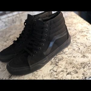 VANS HIGHTOPS BLACK BLACK